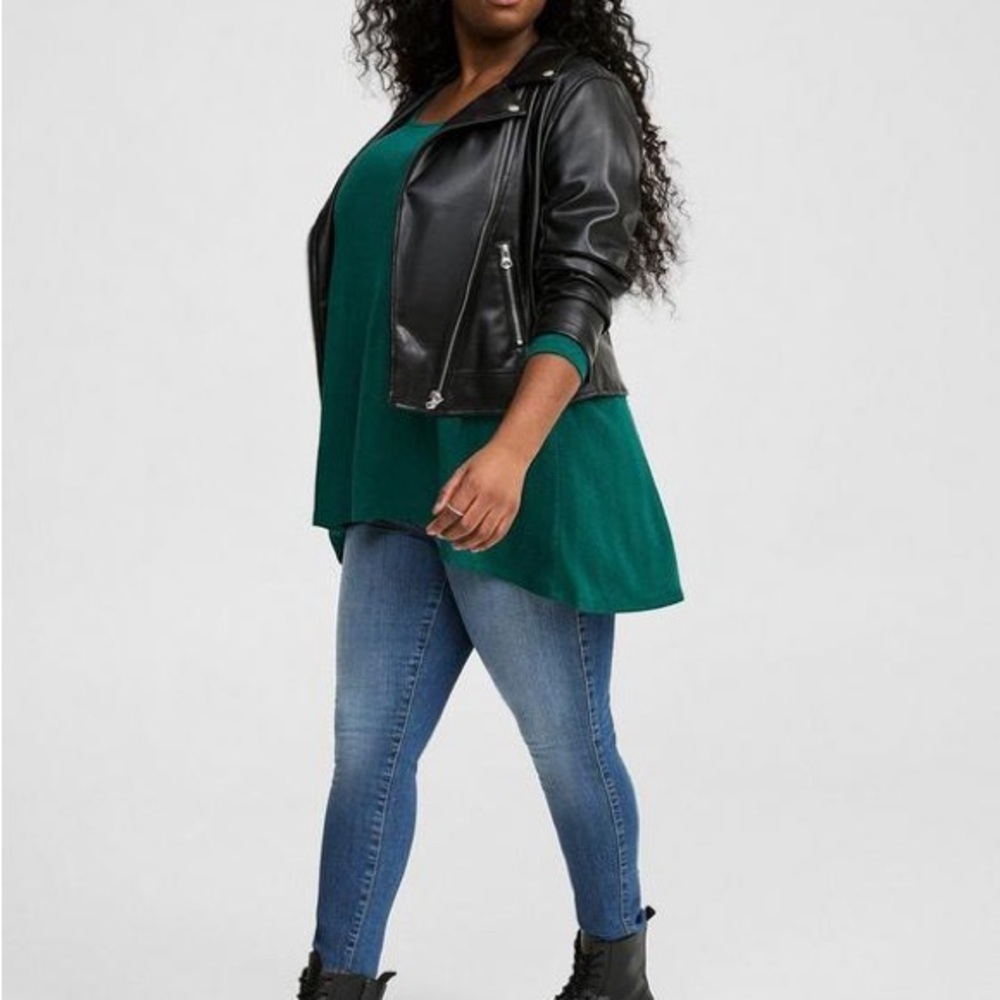 Linen Blend Crew Neck Drop Shoulder Hi-Low Tunic - Picture 2 of 9